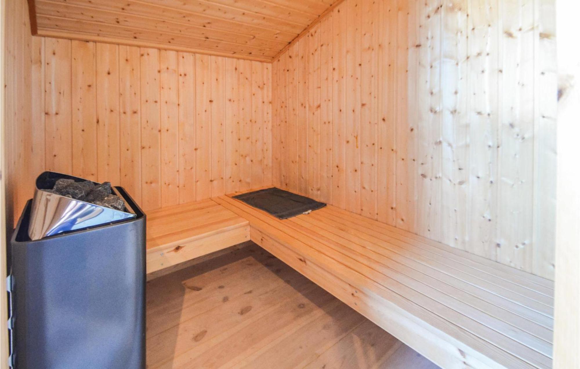 4 Bedroom Pet Friendly Home In Fjerritslev Esterno foto